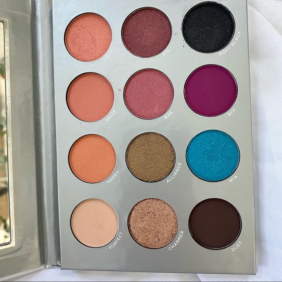 Pur eyeshadow palette - Picture 1 of 4